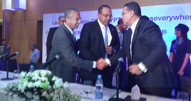 مصر للطيران توقع بروتوكول تعاون لإصدار أول بطاقة ائتمانية بالتعاون مع "CIB"