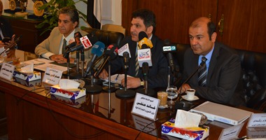 بالصور.. وزير البيئة: مشكلة نهر النيل تحتاج للاصطفاف وطنى بين الحكومة والصناعة.. فهمى: استخدام تكنولوجيا القمر الصناعى عن بعد لمراقبة حالة النيل.. وضع جدول زمنى لتوفيق الأوضاع والالتزام البيئى 