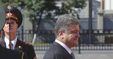 رئيس أوكرانيا يدعو رئيس الوزراء والنائب العام للاستقالة بسبب فضائح فساد