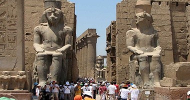 آثار الأقصر: 3150 سائحا مصريا وأجنبيا زاروا المحافظة خلال 3 أيام