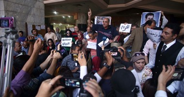 بالصور..200 صحفى يعتصمون بمقر النقابة احتجاجا على الفصل التعسفى وتدنى الأجور