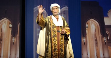 عبد الرحمن أبو زهرة  فى عرض عالمى لمسرحية ابن بطوطة بميلانو