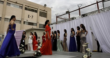 بالصور.. 21 سجينة يتنافسن فى مسابقة ملكة جمال السجينات فى باجا المكسيكية