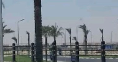 "واتس آب اليوم السابع": بالفيديو..إضاءة أعمدة الإنارة نهارا بمدخل 6 أكتوبر