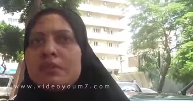 بالفيديو.. سيدة أمام مجلس الوزراء تتهم “ضابط سابق” بالاستيلاء على أرضها