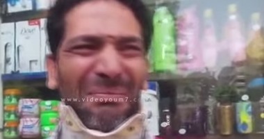 بالفيديو.. شاب يبكى أمام “الوزراء” لفصله من العمل:”أمى باعت الحلق عشان نعيش ومراتى مريضة”