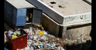 "واتس آب اليوم السابع": تراكم القمامة فى ميدان العروسة بالغردقة