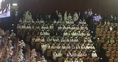 بالفيديو والصور.. لحظة وصول البشير إلى البرلمان السودانى لتنصيبه رئيسا