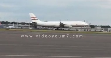 بالفيديو.. لحظة هبوط طائرة الرئيس السيسى بمطار "تيجل" فى ألمانيا
