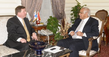 محافظ القاهرة يستقبل سفيرى اليابان وبنما لدعم العلاقات