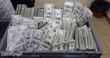 الأموال العامة بسوهاج تلقى القبض على تاجر أقمشة لاتجاره بالعملة الأجنبية