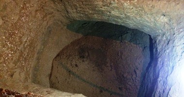 ضبط 3 أشخاص أثناء الحفر والتنقيب عن الآثار داخل المقابر بسوهاج