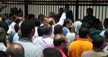 قارئ يرسل لـ"واتس آب اليوم السابع" شكوى عن عدم التنظيم بسفارة مصر بالرياض