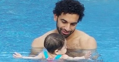 محمد صلاح يستجم مع "مكة" للهروب من صداع الميركاتو