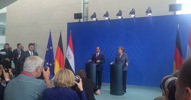 ميركل: مصر دولة محورية وسعيدة بزيارة الرئيس السيسى لألمانيا