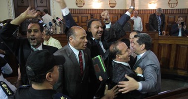 "النقض" تعيد محاكمة مبارك بقضية القرن وترفض طعون المدعين بالحق المدنى- تصحيح