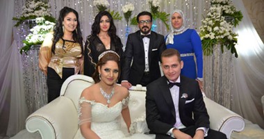 الفنان محمد رجب يحتفل بزفاف ابنة شقيقته