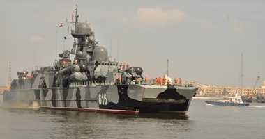 البحرية المصرية تستقبل وحدات روسية للمشاركة فى تدريب "جسر الصداقة 2015"