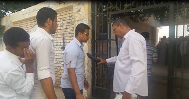 18محضر غش بأجهزة المحمول فى امتحانات الثانوية العامة بالقليوبية