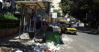 صحافة مواطن.. محطة أتوبيس مصطفى كامل بالإسكندرية تتحول لمقلب قمامة