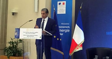 وزير البيئة يطالب فرنسا باتخاذ خطوات سريعة لتنفيذ مبادرة الطاقة المتجددة بأفريقيا