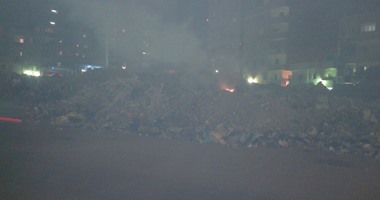 صحافة المواطن..شكوى من انبعاث الأدخنة الناجمة عن حرق القمامة بشوارع "المرج"
