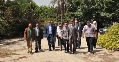 وزير الآثار يتفقد قصر محمد على  ويشدد على سرعة ترميمه ويسند المشروع لـ"لمقاولون"