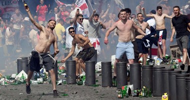 الحكومة الفرنسية تمنع بيع الكحول فى مناطق تجمع الجماهير