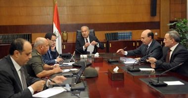 بالصور.. رئيس الوزراء يلتقى بالفريق مهاب مميش لمتابعة ملفات متعلقة بتنمية القناة