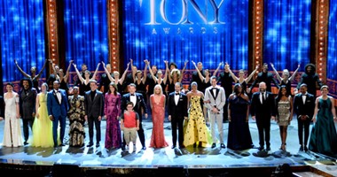 بالصور.. فرانك وجيسيكا أفضل ممثل وممثلة فى حفل "Tony Awards" للمسرح