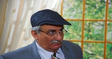 أحمد حلاوة "كوميديان على حق" مع "يونس ولد فضة" و"إرهابى "  بـ"القيصر"