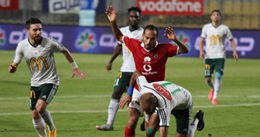 30 دقيقة: الأهلي يضغط والمصري يحافظ على هدف "موسى"