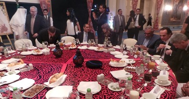 بالصور.. القنصلية السعودية بالإسكندرية تنظم مائدة إفطار بحضور المحافظ