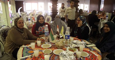 بالصور.. حركة فتح بالقاهرة تنظم إفطارا جماعيا للفلسطينيين فى مصر