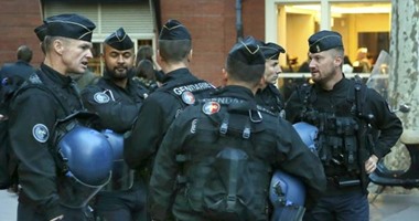 الشرطة الفرنسية تنظم احتجاجات لخامس ليلة على التوالى