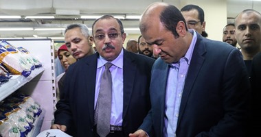 وزير التموين يفتتح معرض "أهلا رمضان" ومنافذ سلع مدعمة بالإسكندرية