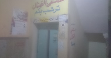 بالصور..مستشفى ختان السويس المغلقة تواصل تحدى قرار الصحة وتستقبل المرضى