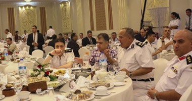 بالصور.. مديرية أمن الإسكندرية تنظم حفل إفطار جماعى بحضور النواب والقيادات التنفيذية