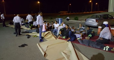 بالصور.. استمرار إضراب العاملين بمطار مرسى علم ومطالب بإقالة المدير المالى
