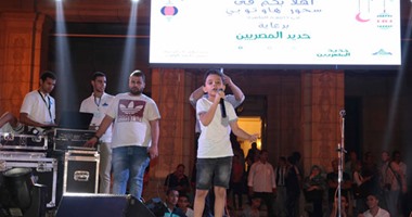 الطفل أحمد السيسى يشعل سحور جامعة القاهرة بـ"ما بلاش اللون د معانا"