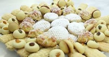 فيديو معلوماتى.. أسعار منتجات كعك العيد فى المجمعات الاستهلاكية