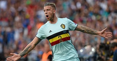 يورو 2016.. رأسية الدرفايريلد تمنح بلجيكا التقدم على المجر بالشوط الأول