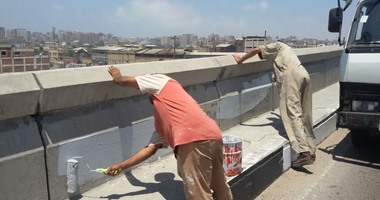 حى وسط الإسكندرية يشن حملة تنظيف وإزالة 3 أكشاك مخالفة والكتل الخرسانية