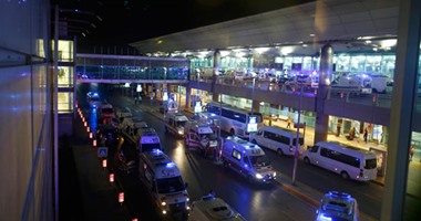الشرطة التركية تخلى مطار أتاتورك عقب الهجوم الانتحارى