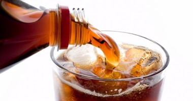 انتبه.. مشروبات الدايت تحتوى على نوع من السكر يسبب الشراهة فى الأكل