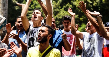 حجز طالبين بالثانوية على ذمة التحريات لاتهامهما بالتحريض على التظاهر