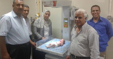 بالصور.. مركز حضانات الأقصر الجديد يستقبل أول طفل حديث الولاده بعد افتتاحه