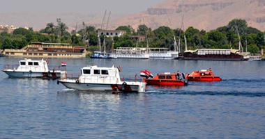 خدمات شرطة المسطحات تنقذ ركاب أتوبيسين نهريين تعطلا بالقرب من مرسى المعصرة
