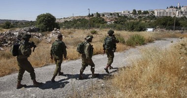 جيش إسرائيل يعزز قواته بالضفة الغربية للبحث عن متهمين بإشعال الحرائق