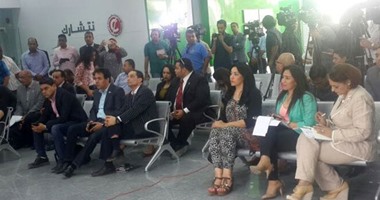بالصور.. اتحاد الإعلاميات العرب يشارك فى افتتاح مركز علاج فيروسc بالأقصر